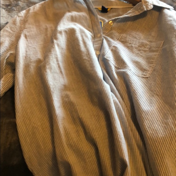 Button up blouse - Picture 4 of 4